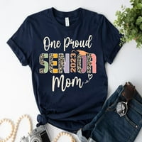 ObiteljskoPop LLC One Ponosna grafička majica za seniorsku mamu, klasa tee, ponosna mama diplomirana majica